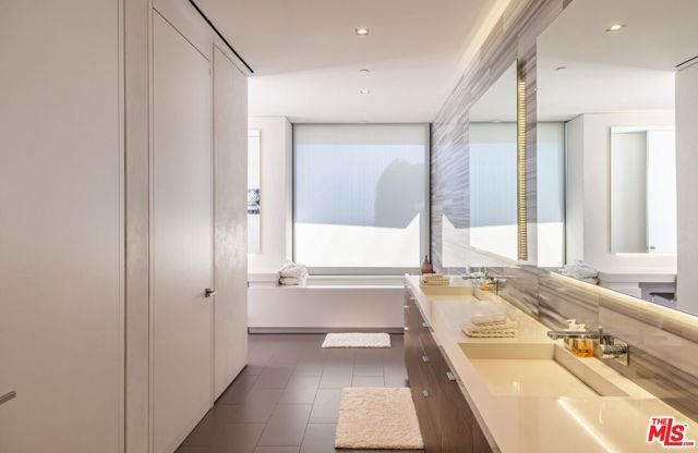 1535 Carla, Beverly Hills, CA 90210