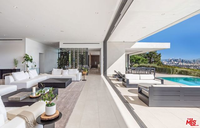 1535 Carla, Beverly Hills, CA 90210