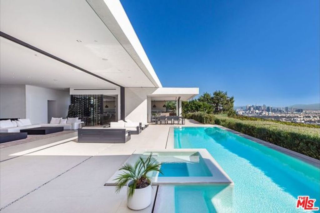 1535 Carla, Beverly Hills, CA 90210