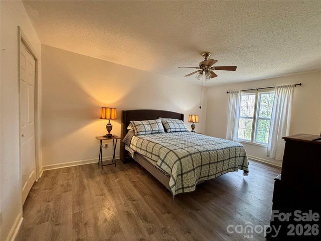 160 Whispering Pines Drive, Marion, NC 28752