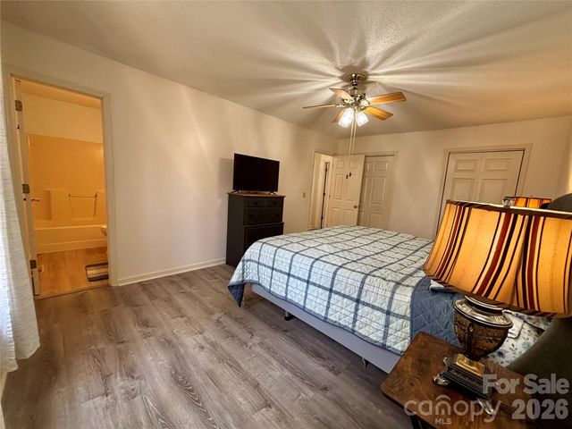 160 Whispering Pines Drive, Marion, NC 28752