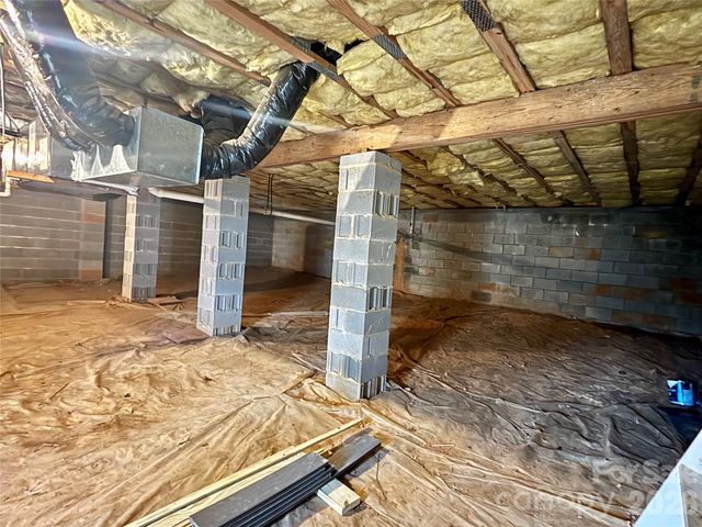 160 Whispering Pines Drive, Marion, NC 28752