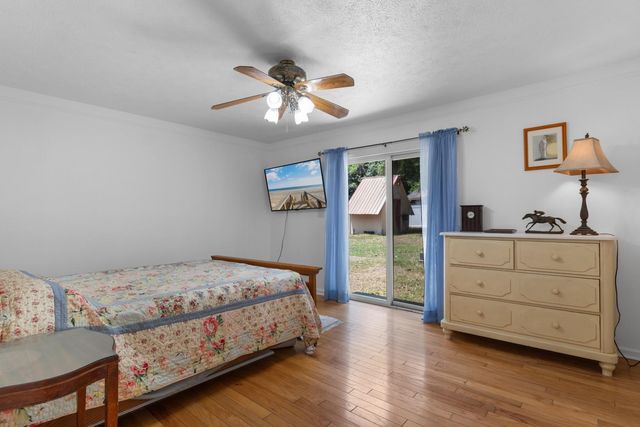 415 17th Ave. N, Surfside Beach, SC 29575
