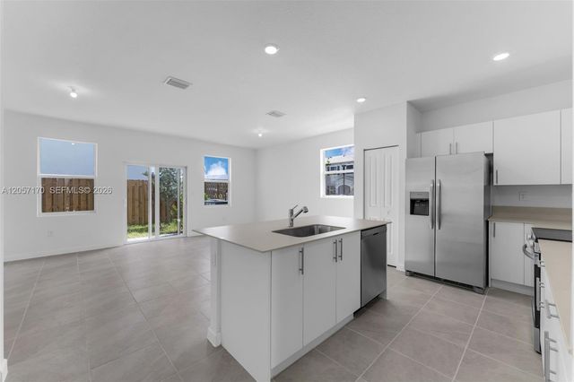 191 SE 11th Ave 0, Florida City, FL 33034