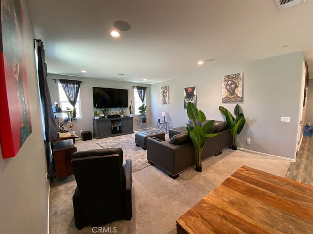 6131 W J9, Lancaster, CA 92536
