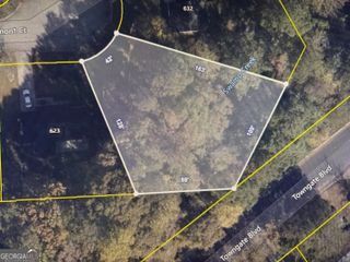 631 Crestmont Court, Jonesboro, GA 30238