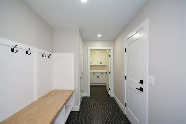 1610 Chateau Drive, Atlanta, GA 30338