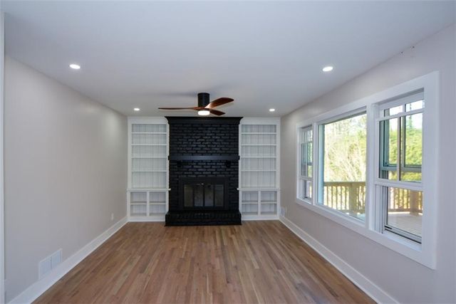 1610 Chateau Drive, Atlanta, GA 30338