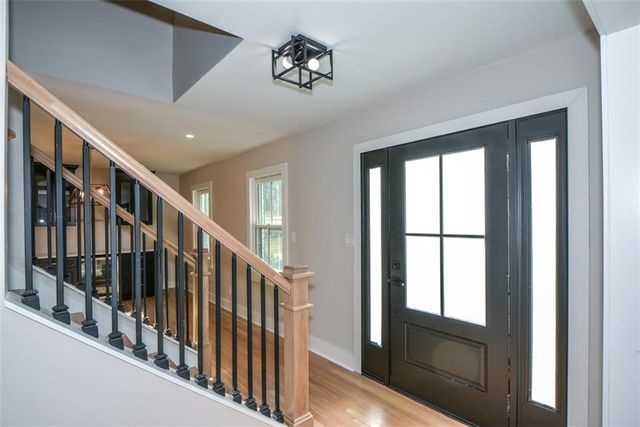 1610 Chateau Drive, Atlanta, GA 30338