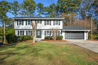 1610 Chateau Drive, Atlanta, GA 30338