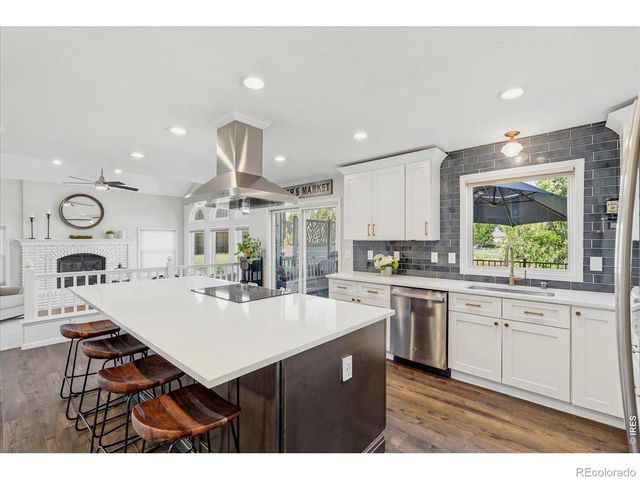 8007 Hillsboro Court S, Fort Collins, CO 80525