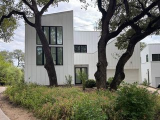 1208 Woodland Ave A, Austin, TX 78704