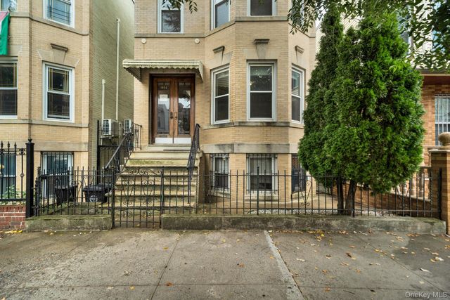 1934 Benedict Avenue, Bronx, NY 10462