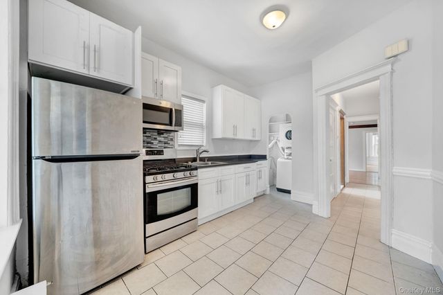 1934 Benedict Avenue, Bronx, NY 10462