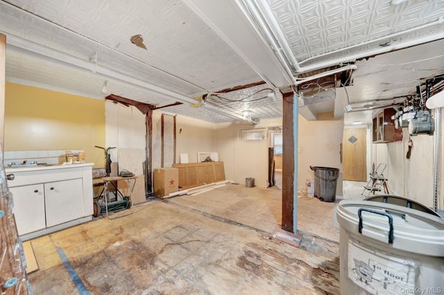 1934 Benedict Avenue, Bronx, NY 10462