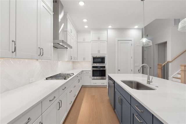 305 Beebalm Street, Woodstock, GA 30188