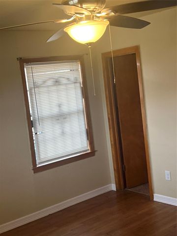 714 E Whitney Street, Houston, TX 77022