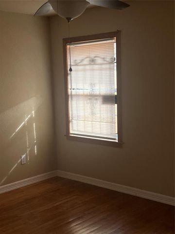 714 E Whitney Street, Houston, TX 77022