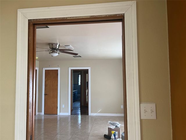 714 E Whitney Street, Houston, TX 77022