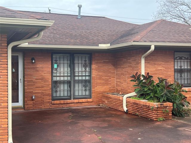 714 E Whitney Street, Houston, TX 77022