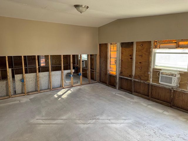 1021 CANAL STREET, Ruskin, FL 33570