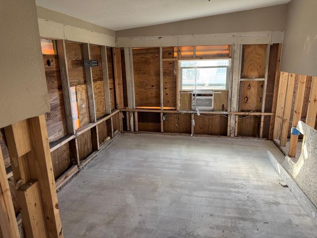 1021 CANAL STREET, Ruskin, FL 33570