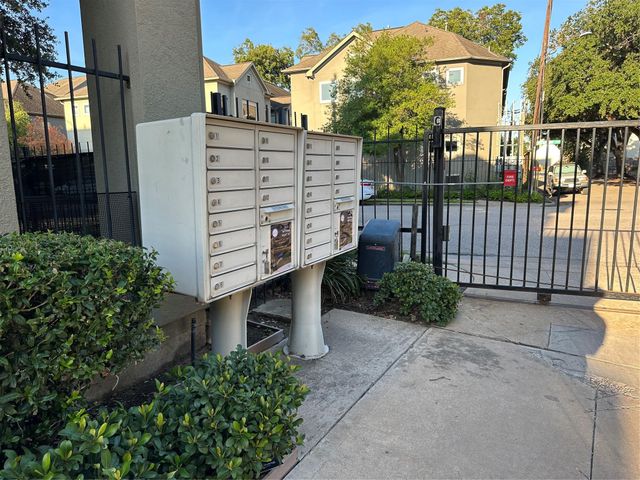 1132 Patterson Street, Houston, TX 77007