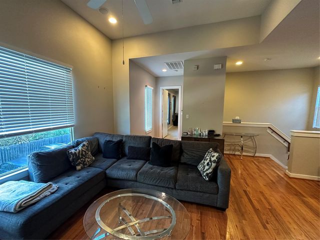 1132 Patterson Street, Houston, TX 77007