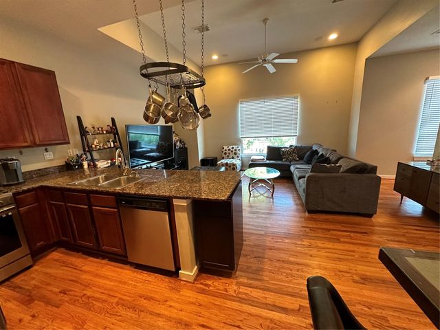 1132 Patterson Street, Houston, TX 77007