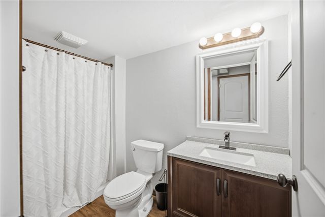 1011 NW 37th Street, Ankeny, IA 50023