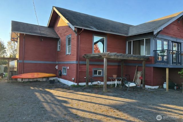 465 Tyee Drive, Point Roberts, WA 98281