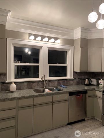 465 Tyee Drive, Point Roberts, WA 98281