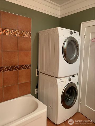 465 Tyee Drive, Point Roberts, WA 98281