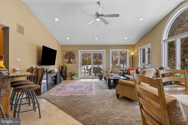 905 HEATHDALE LN, Media, PA 19063