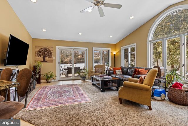 905 HEATHDALE LN, Media, PA 19063