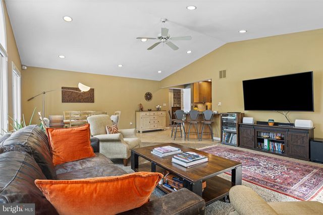 905 HEATHDALE LN, Media, PA 19063