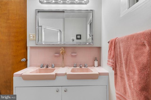 905 HEATHDALE LN, Media, PA 19063