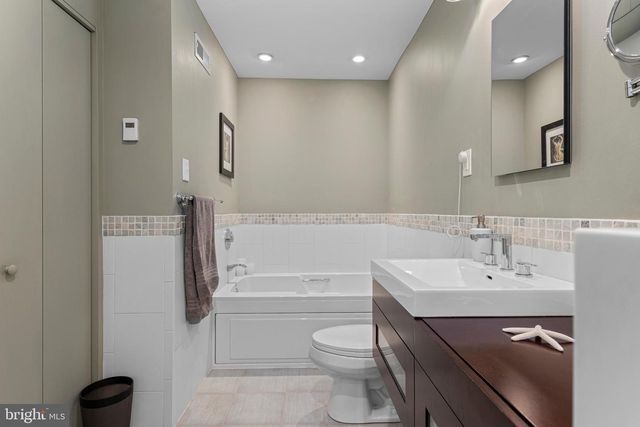 905 HEATHDALE LN, Media, PA 19063