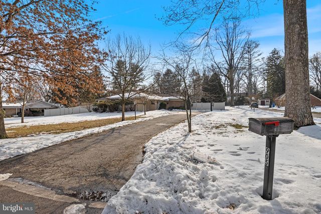 905 HEATHDALE LN, Media, PA 19063