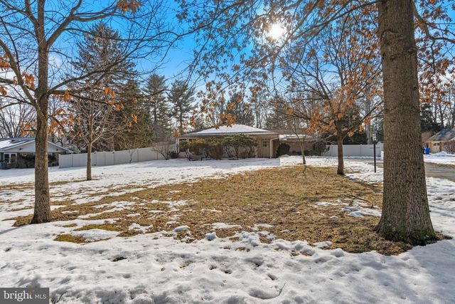 905 HEATHDALE LN, Media, PA 19063