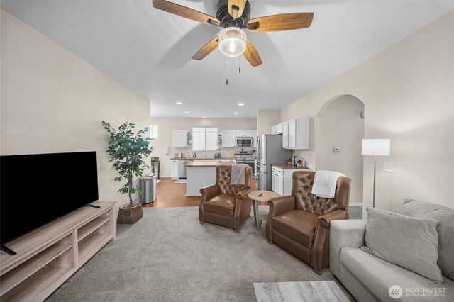 5240 54th Avenue SE, Lacey, WA 98503