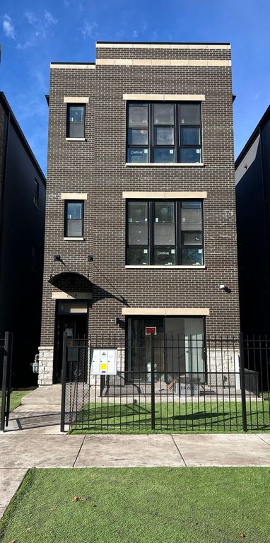 6530 S Maryland Avenue 3, Chicago, IL 60637