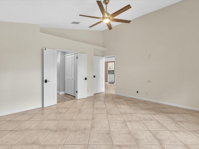 6124 Royal Birkdale Drive, Lake Worth, FL 33463