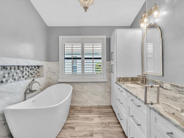 6124 Royal Birkdale Drive, Lake Worth, FL 33463