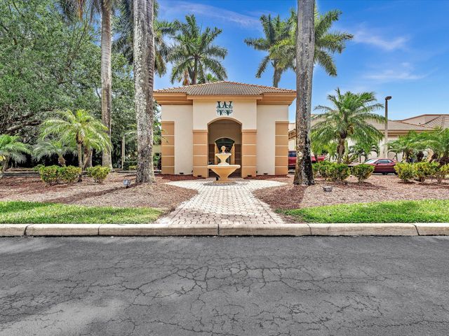 6124 Royal Birkdale Drive, Lake Worth, FL 33463