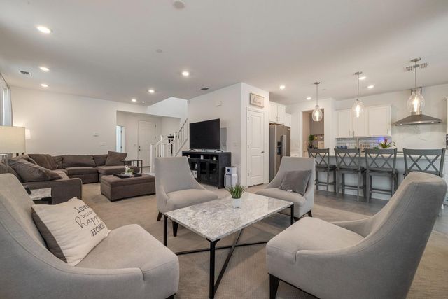 2831 Penrose Ln, Lathrop, CA 95330