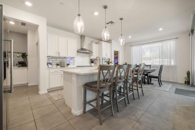2831 Penrose Ln, Lathrop, CA 95330
