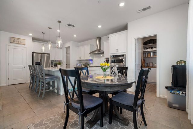 2831 Penrose Ln, Lathrop, CA 95330