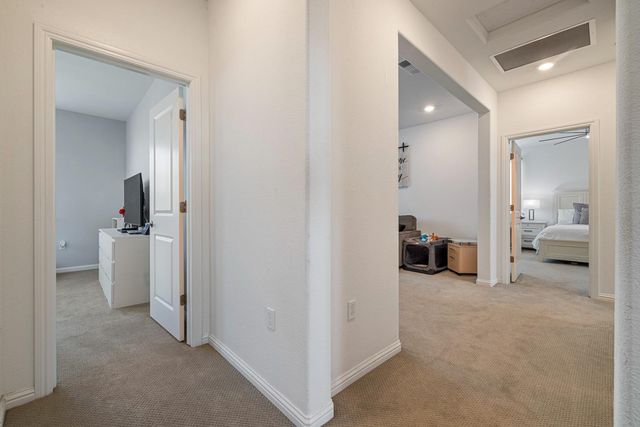 2831 Penrose Ln, Lathrop, CA 95330