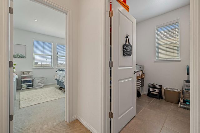 2831 Penrose Ln, Lathrop, CA 95330
